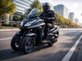 découvrez les performances et la sécurité du yamaha tricity 300 en explorant sa vitesse maximale. un scooter innovant qui allie rapidité et protection pour une conduite optimale.